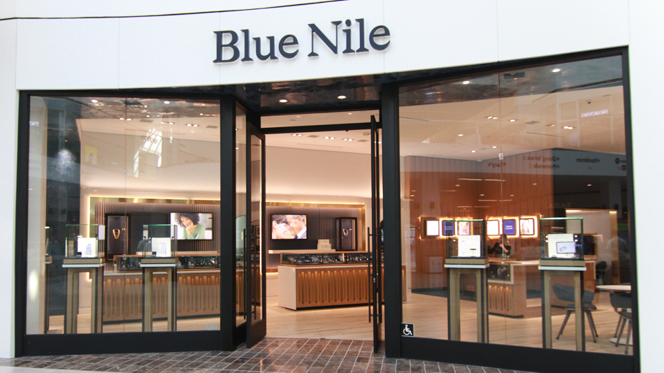 BLUE NILE, Roseville Galleria – Wells Construction